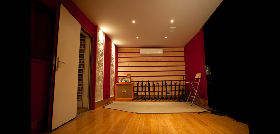 CAVERNE STUDIO - RECORDING ROOM 1